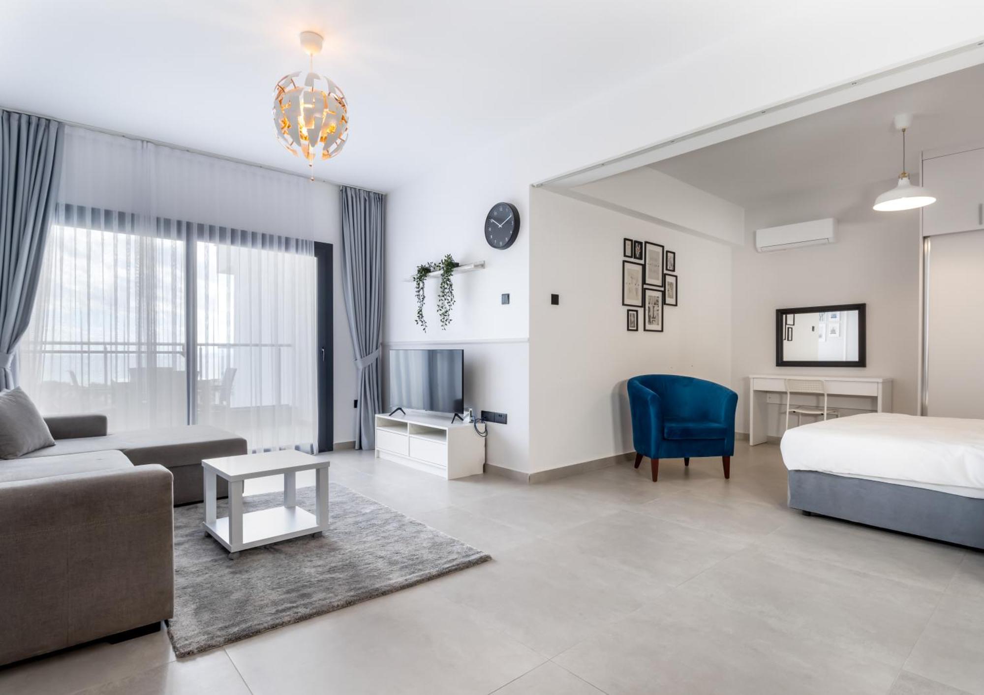Caesar Blue Seaside Luxury Apartments Gastria Exteriör bild