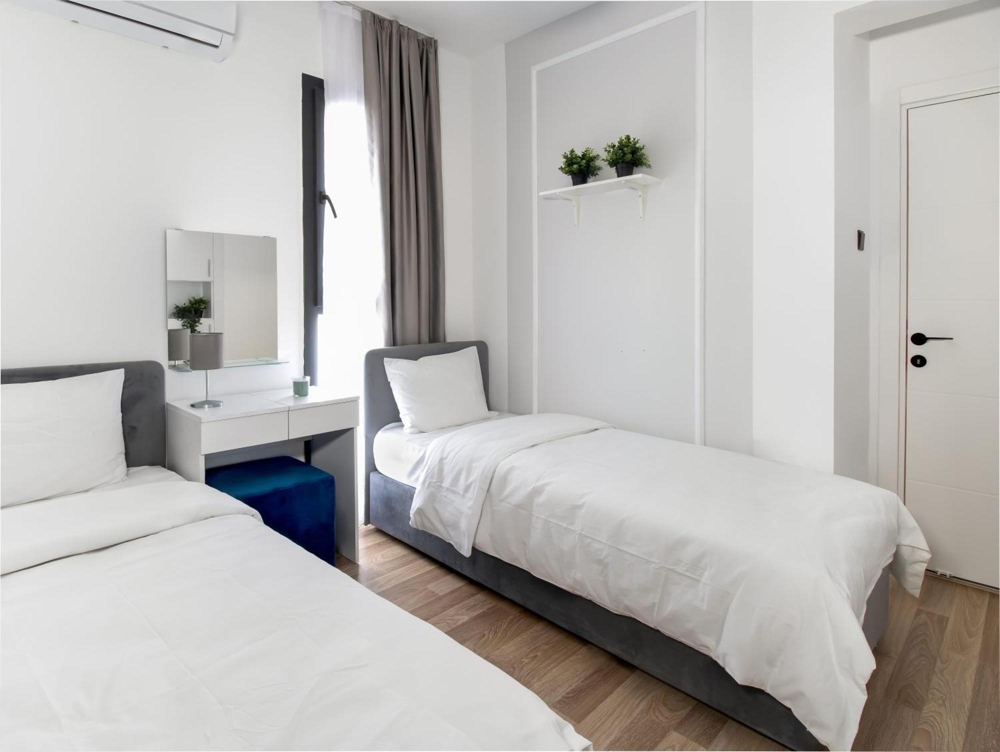 Caesar Blue Seaside Luxury Apartments Gastria Exteriör bild