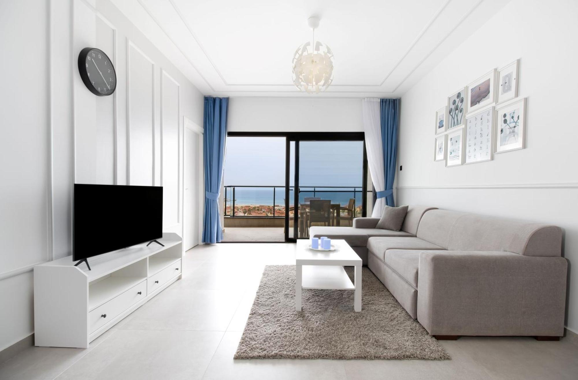 Caesar Blue Seaside Luxury Apartments Gastria Exteriör bild