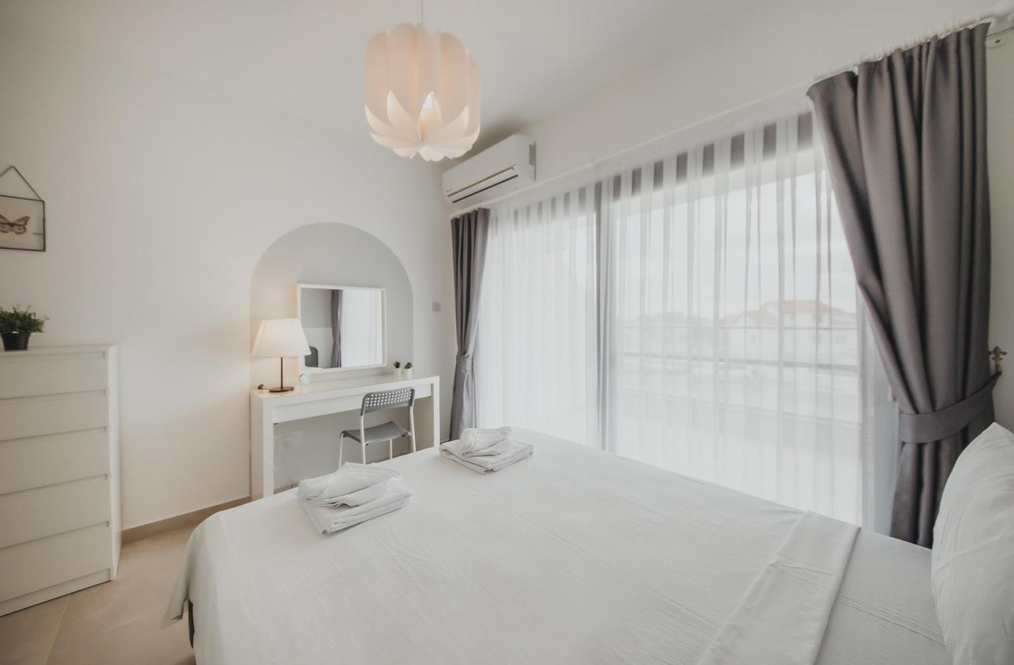 Caesar Blue Seaside Luxury Apartments Gastria Exteriör bild