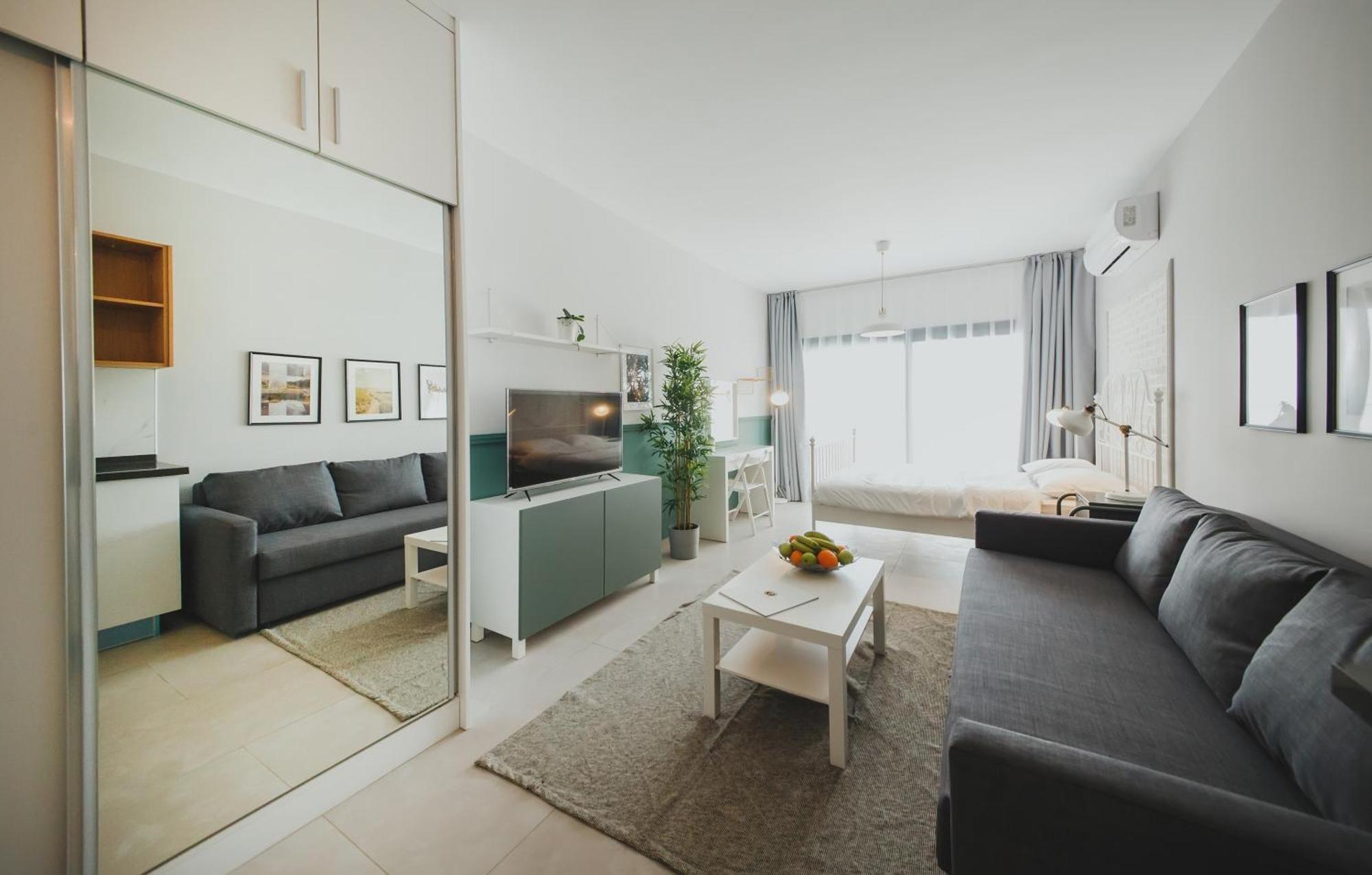 Caesar Blue Seaside Luxury Apartments Gastria Exteriör bild